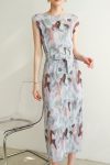 FullPleatedPrintedBackSlitDress1