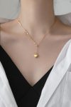 GoldHeartPendantNecklace1