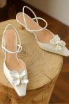 PearlFlowerPointed-ToePumps1