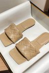 Square-Toe-Woven-Slippers-3